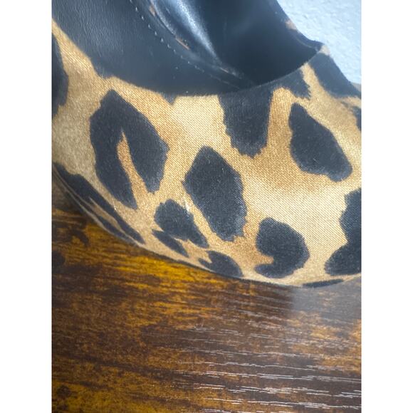 Steve Madden “Nala” Sz 7 Leopard Print Stiletto High Heels Platform Pumps - Picture 11 of 11